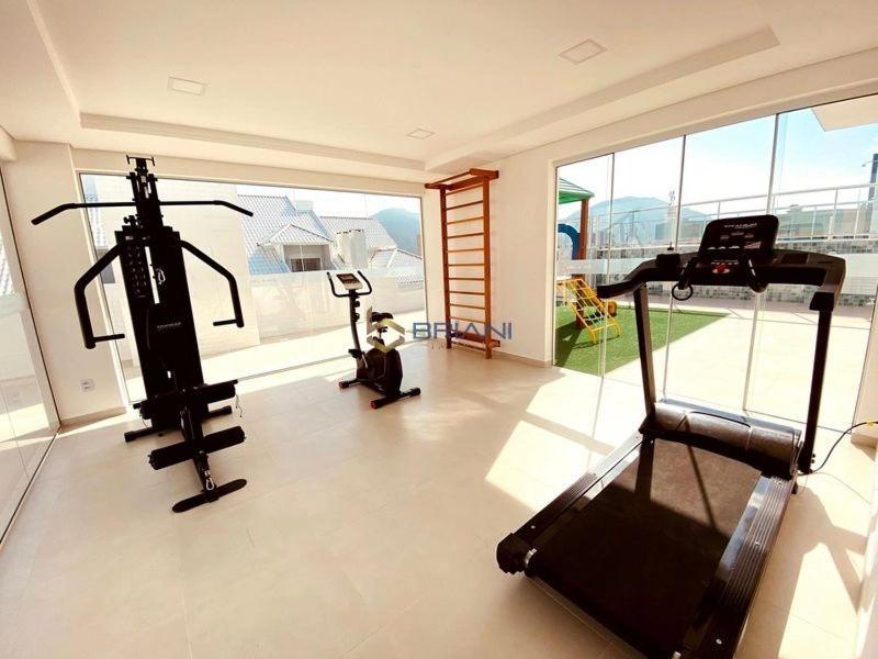 Apartamento De Alto Padrao A 200 Metros Na Praia Dos Ingleses Em Florianopolis Appartement Buitenkant foto